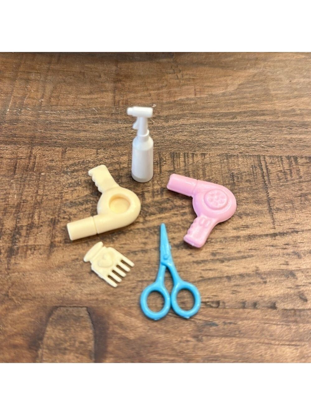 Barbie 5-piece Hair Salon Pretend Play Accessories Vintage 1990’s (small pieces)